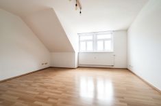 Wohnzimmer - (KI optimiert)