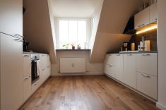 Küche Ansicht I - (KI bearbeitet)