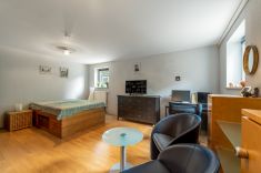 Schlaf- / Kinderzimmer im Keller