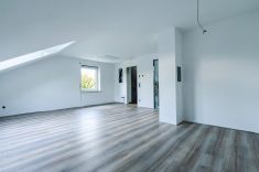 Wohnen IV - (KI bearbeitet)