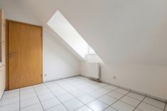 Küche Ansicht II - (KI optimiert)