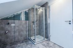 Bad Ansicht II - (KI bearbeitet)