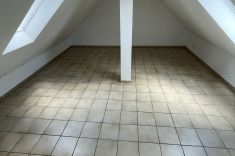 Arbeits-/ oder Kinderzimmer
