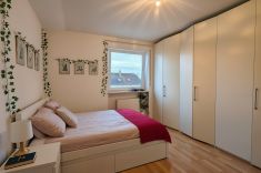 Schlafzimmer III - (KI generiert)