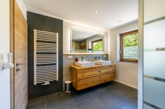 Badezimmer OG Ansicht I