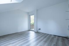 Schlafzimmer II Ansicht II - (KI bearbeitet)