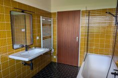 Badezimmer Ansicht I